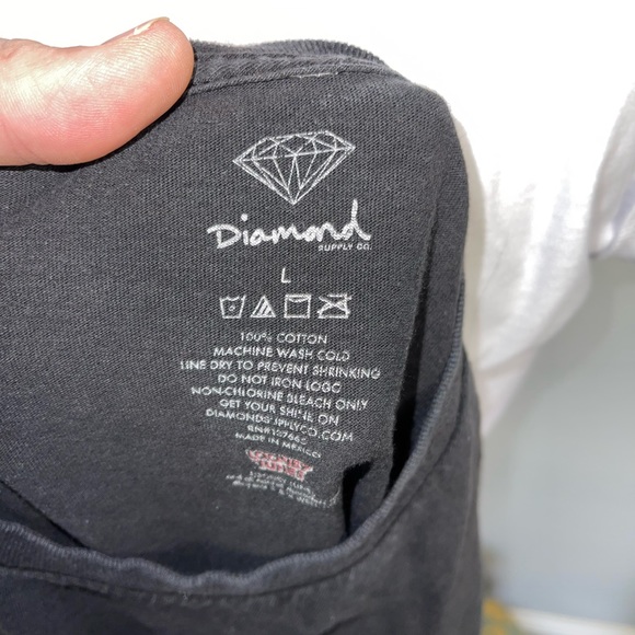 Diamond Supply Co. & Looney Tunes Collab: Adult Large: Streetwear: Bugs Bunny - Picture 5 of 5